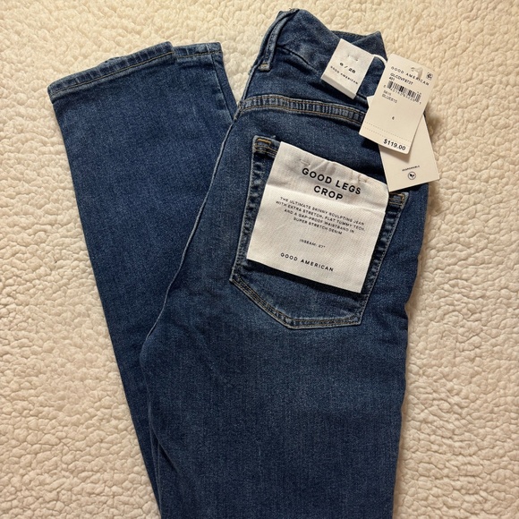 Good American Good Legs Crop Jeans - Picture 1 of 8